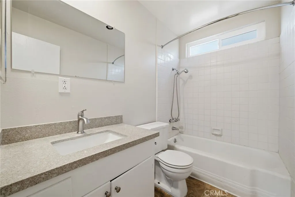 Additional image 8 of 3107 Topaz Ln Unit D, Fullerton, CA 92831