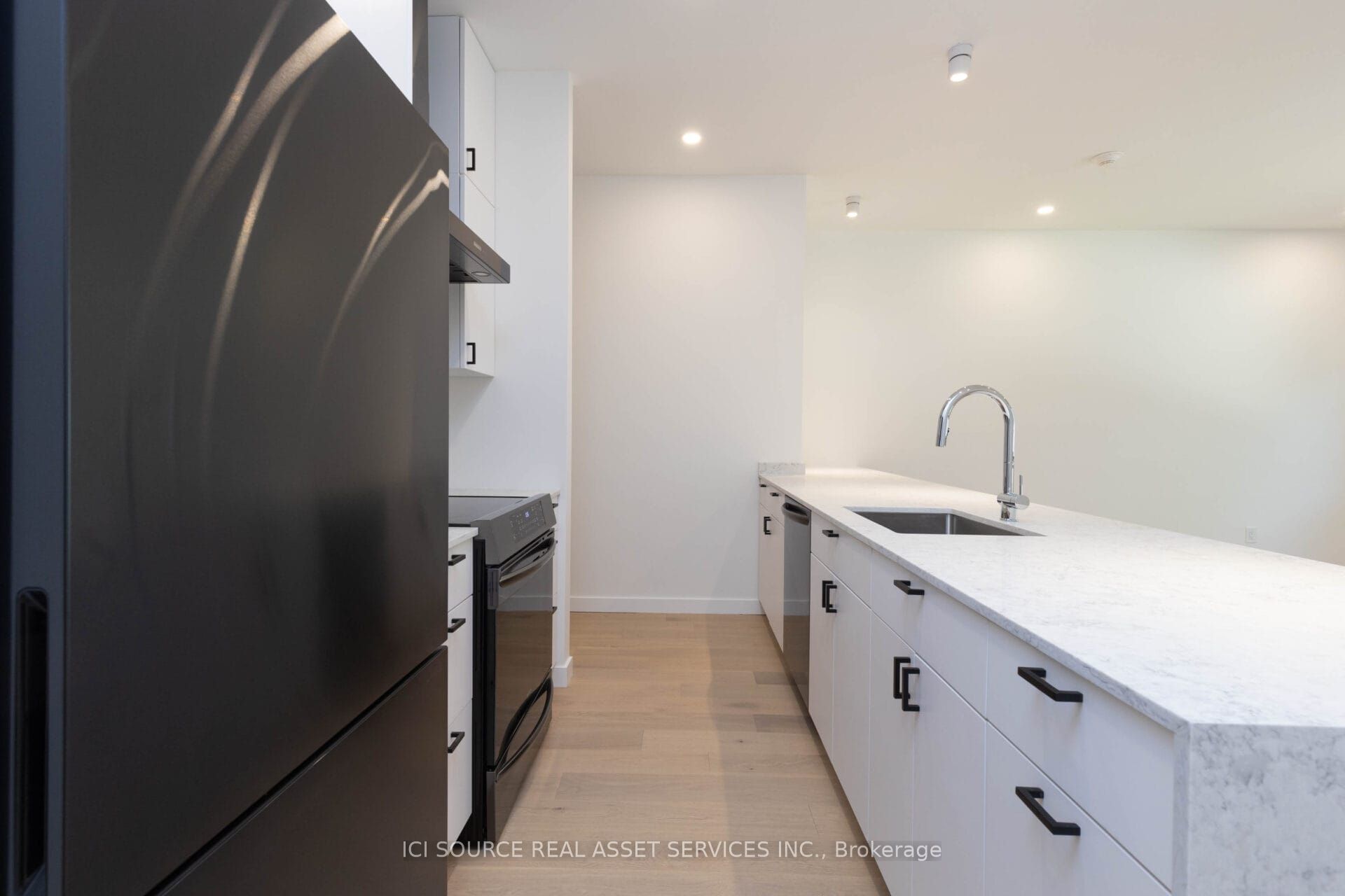 Additional image 5 of Unit D-60 Jones Avenue, Toronto, ON, M4M 2Z8