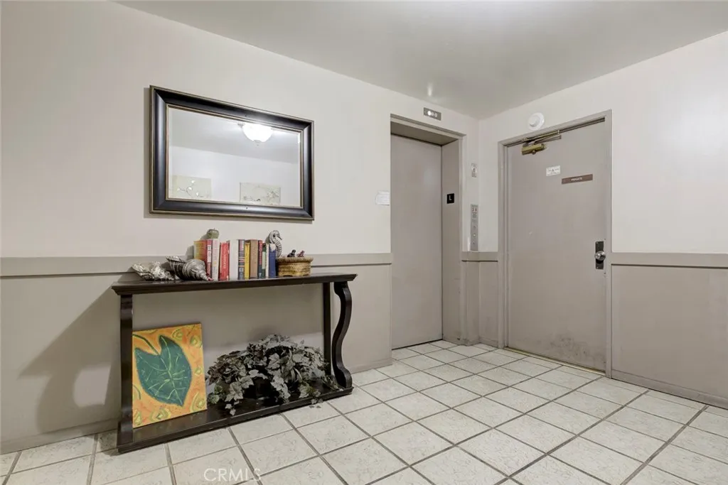 Additional image 36 of 17522 Sherman Way Unit 202, Van Nuys, CA 91406