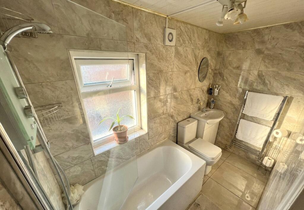 Additional image 6 of Warwick Road, Tyseley, Birmingham, West Midlands, B11