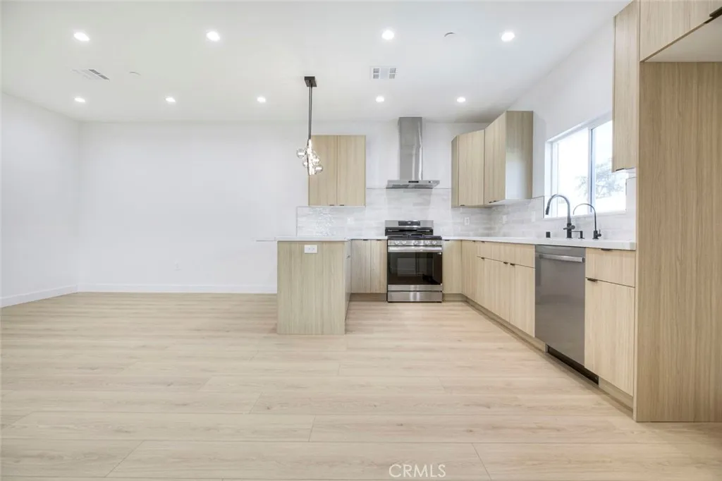 Additional image 7 of 2242 N Keystone, Burbank, CA 91504