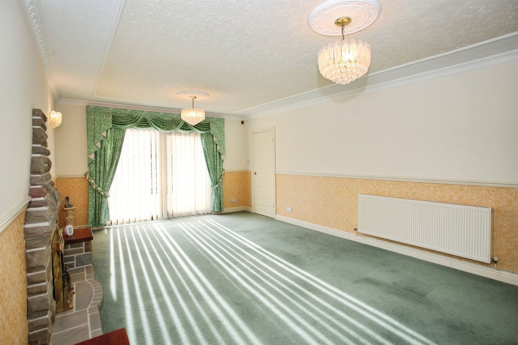 Additional image 5 of 4 bed detached house for saleBronheulwen, Porth CF39