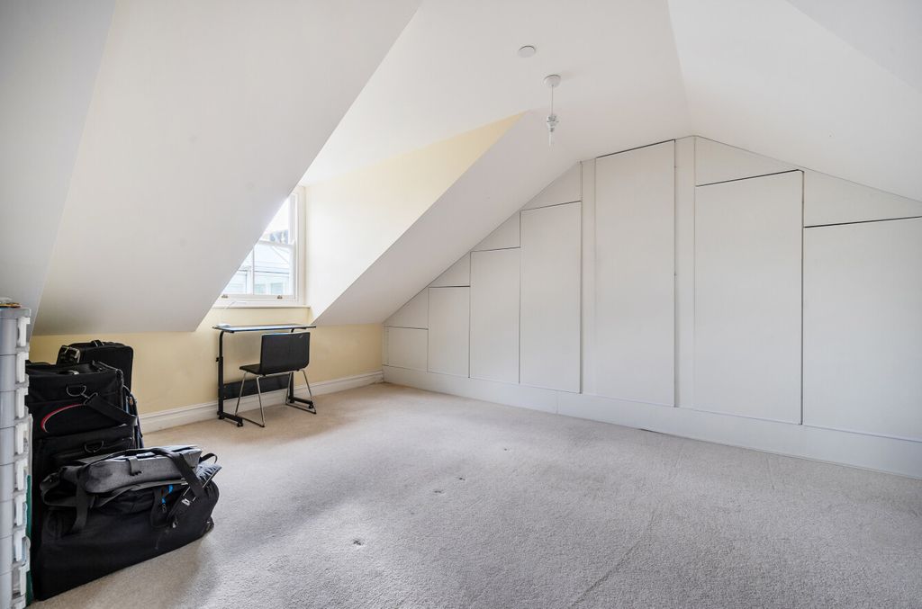 Additional image 17 of 3 bed flat for saleElliot Street, Plymouth, Devon PL1