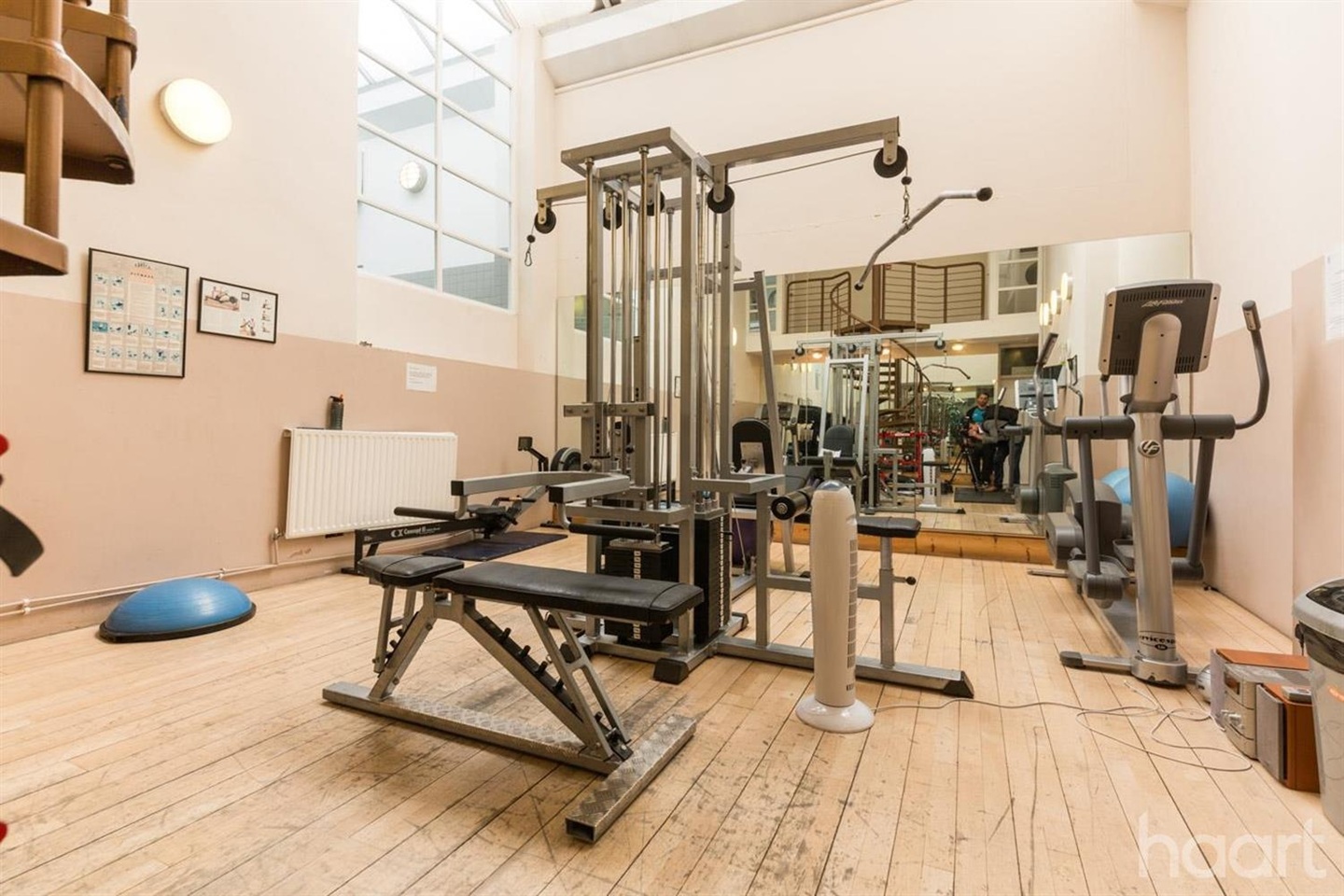 Additional image 6 of 2 Bed Flat, Park South, SW11, N1 7GU