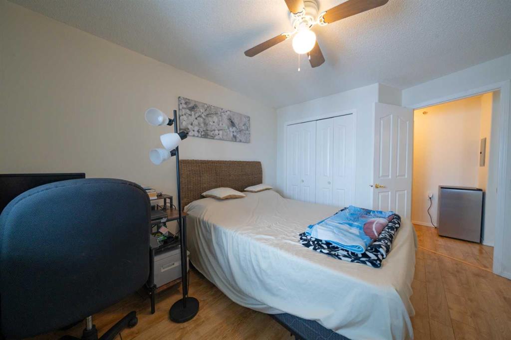 Additional image 5 of 425-5000 Somervale Court SW, Calgary, AB, T2Y4M1