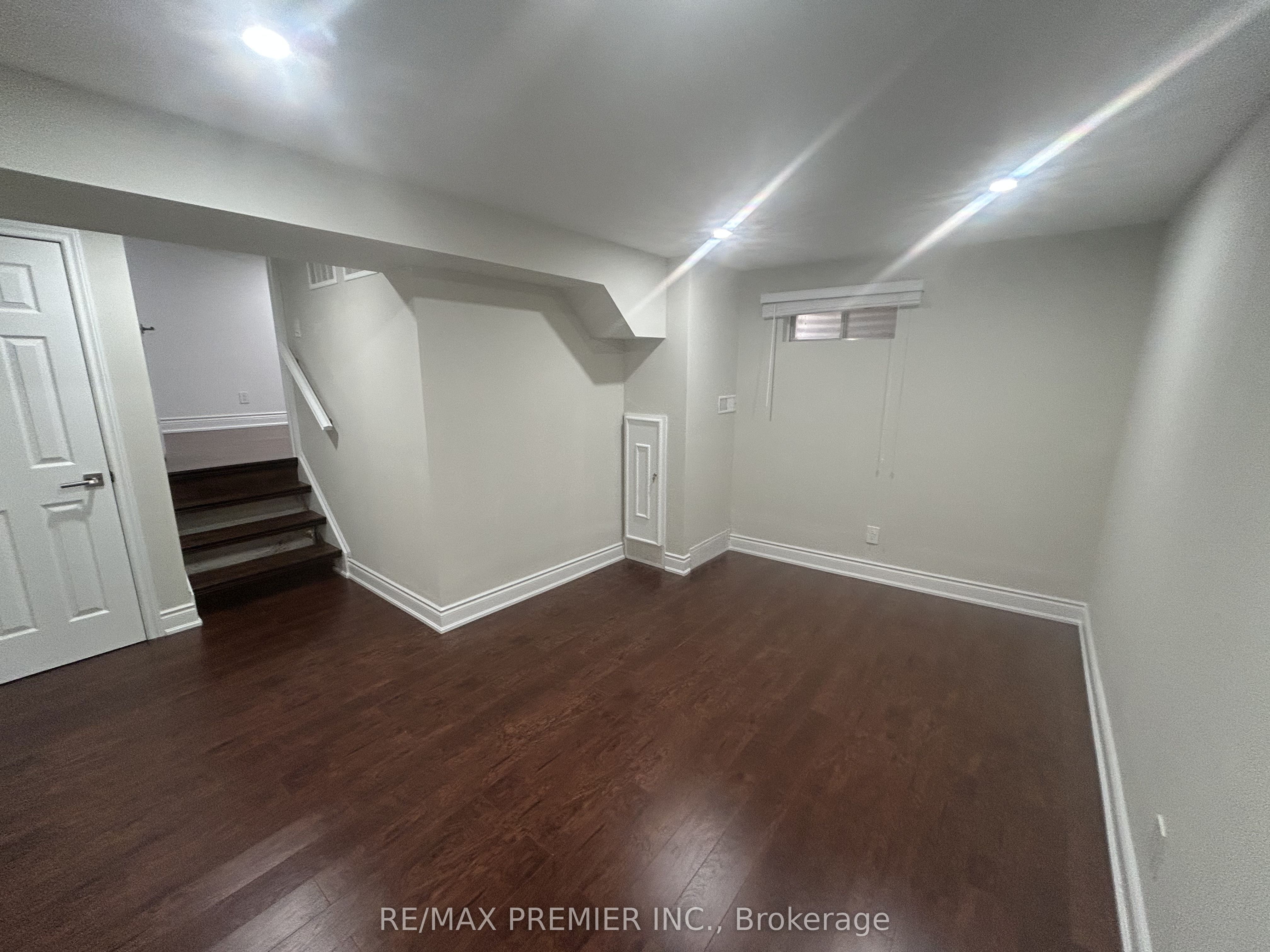 Additional image 2 of Lower-4057 Taffey Crescent, Mississauga, ON, L5L 2A6