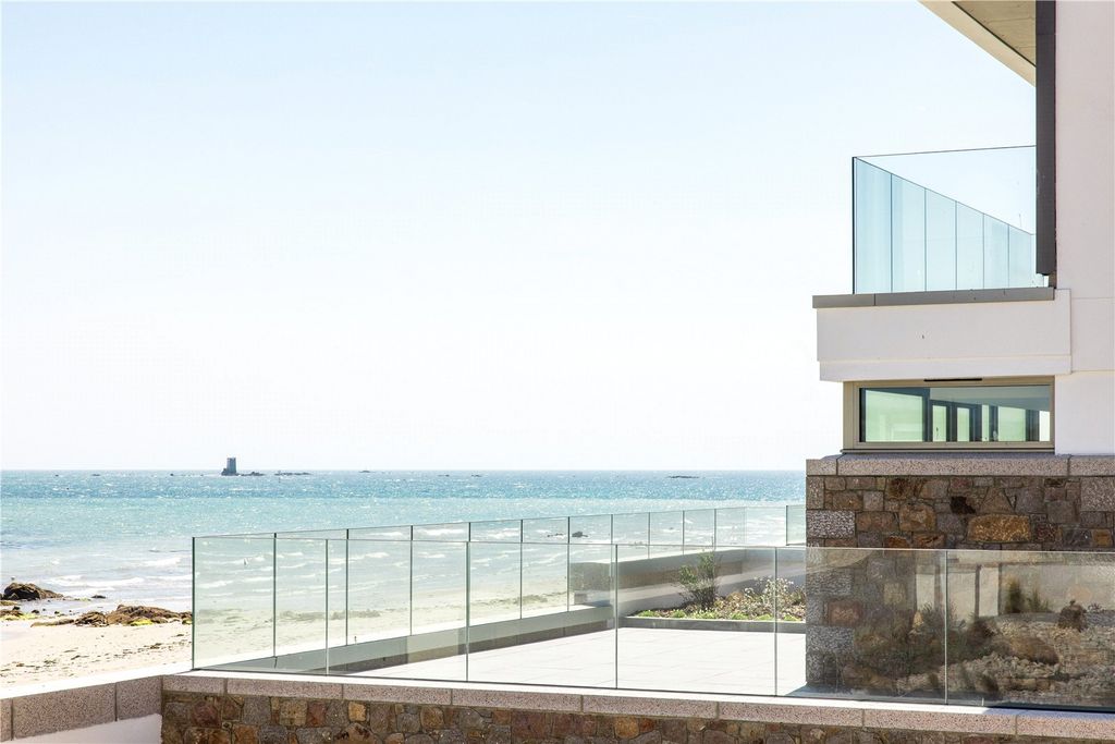 Additional image 2 of 3 bed flat for sale9 Keppel House, The Waves, La Grande Route Des Sablons, Grouville, Jersey JE3