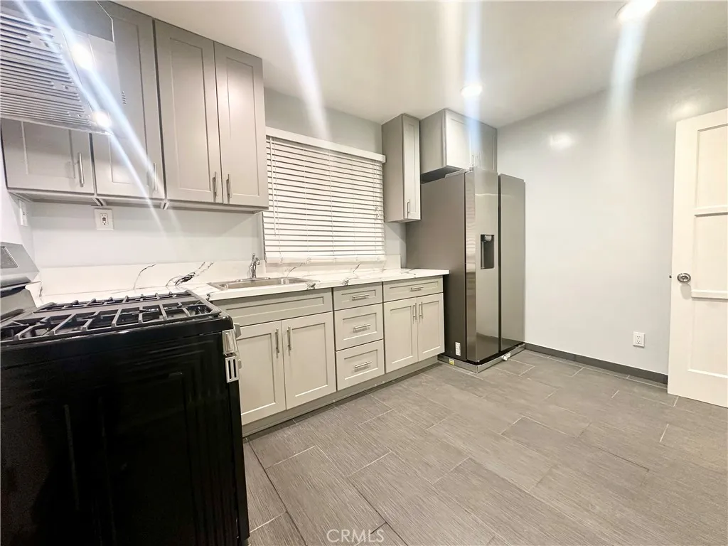 Additional image 12 of 15746 Magnolia Boulevard, Encino, CA 91436