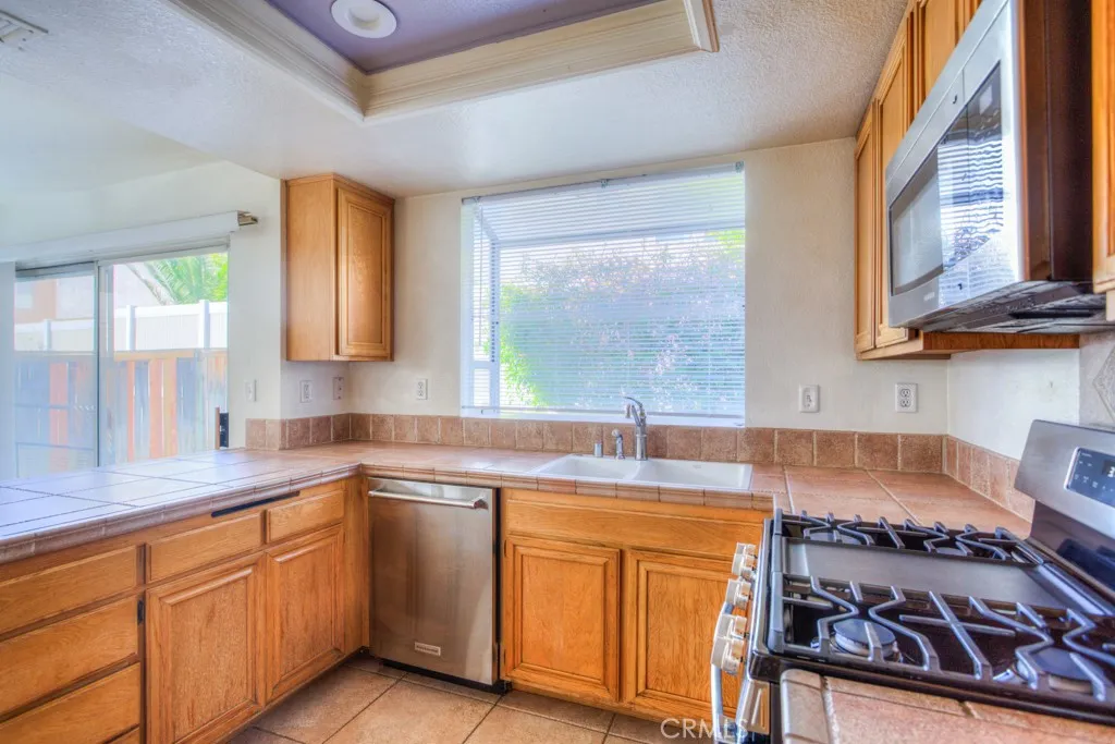 Additional image 62 of 14282 Tuolumne Court, Fontana, CA 92336