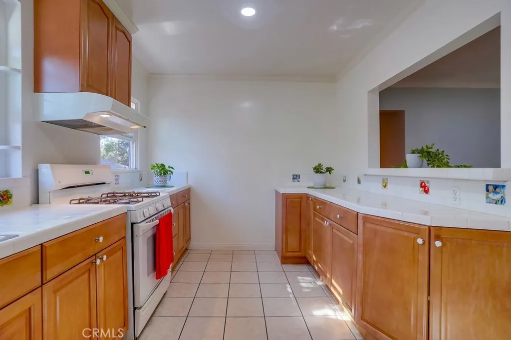 Additional image 17 of 2504 Piedmont Avenue, Montrose, CA 91020