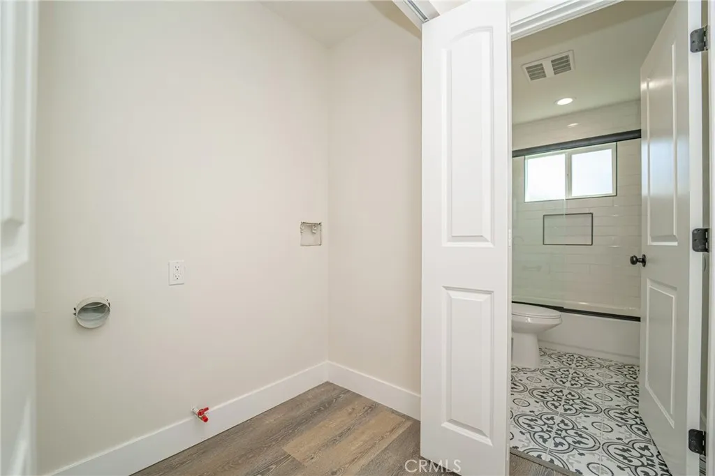 Additional image 14 of 7420 Hobart Blvd, Los Angeles, CA 90047