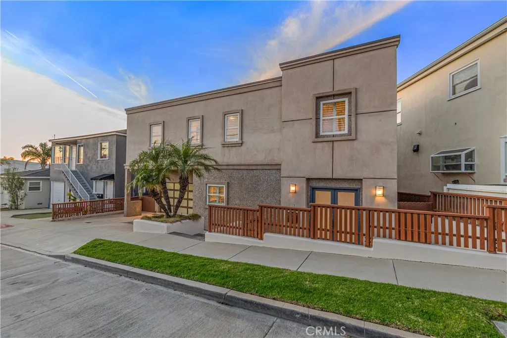 Additional image 76 of 1077 10th Street, Hermosa Beach, CA 90254