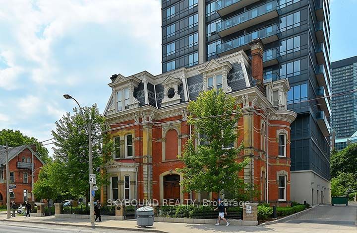 Additional image 3 of 1205-28 Linden Street, Toronto, ON, M4Y 0A4