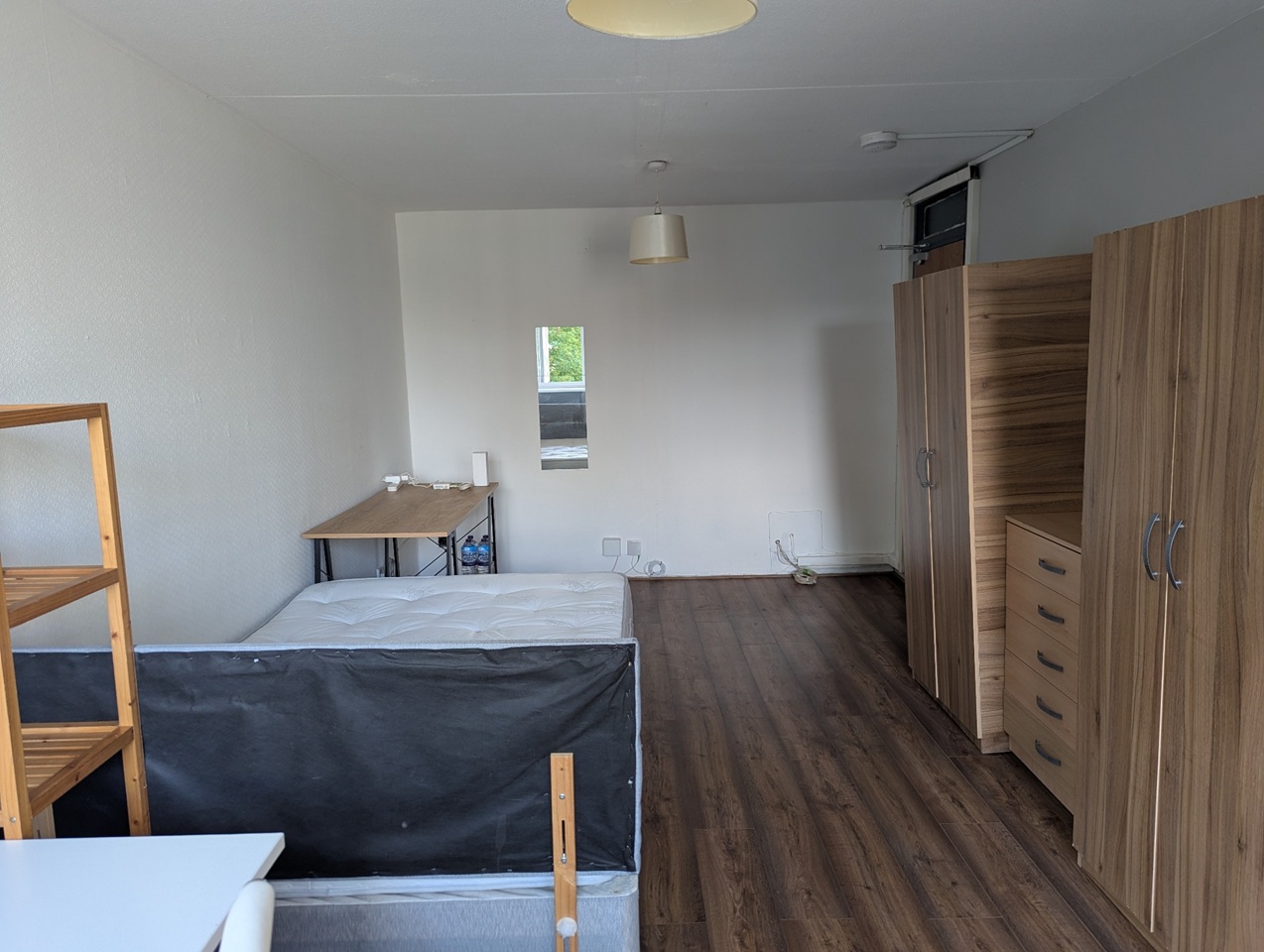 Additional image 4 of Room in a Shared Flat, B Wycombe, NW8, N1 7GU