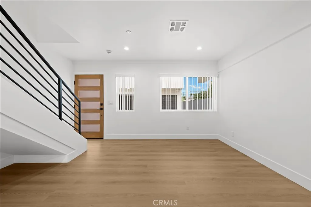 Additional image 53 of 2922 12th Avenue, Los Angeles, CA 90018