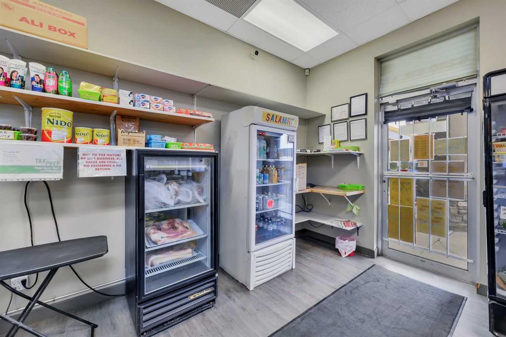 Additional image 3 of 9-6200 67a Street, Red Deer, AB, T4P 3E8