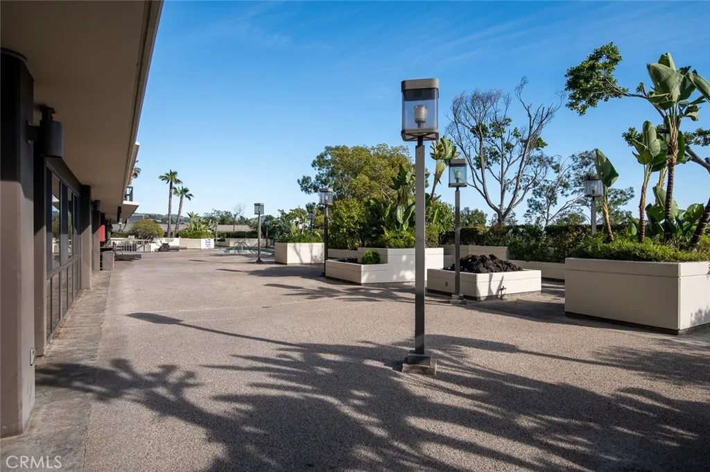 Additional image 78 of 222 Monterey Rd Unit 904, Glendale, CA 91206