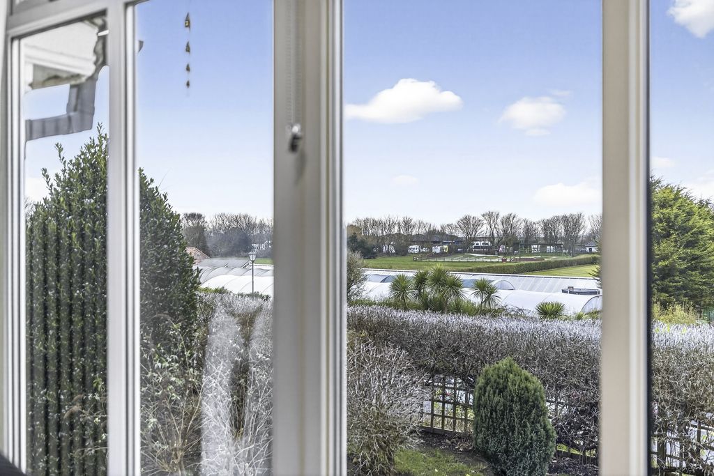 Additional image 15 of 3 bed flat for saleBeach Road, Birkdale PR8