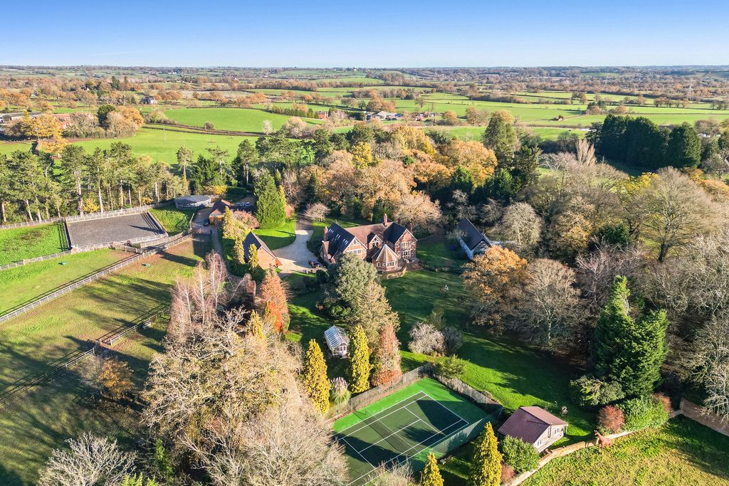 Additional image 20 of 6 bed detached house for saleHenley Road, Ullenhall B95