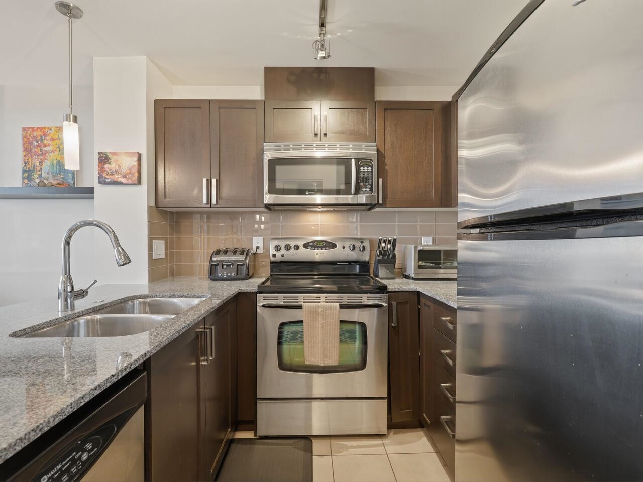 Additional image 5 of 605-306 Sixth Street, New Westminster, BC, V3L 0C9