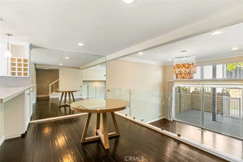 Additional image 36 of 4425 W Sarah St, Burbank, CA 91505