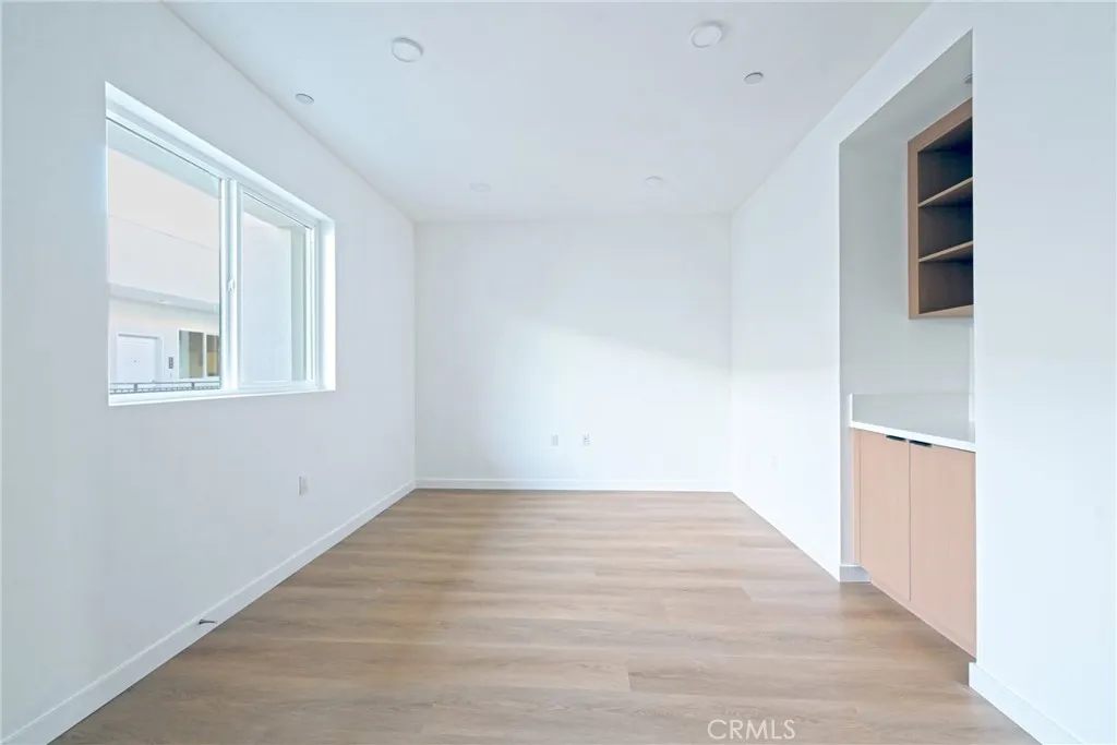 Additional image 6 of 14606 Sylvan Street Unit 508, Van Nuys, CA 91411