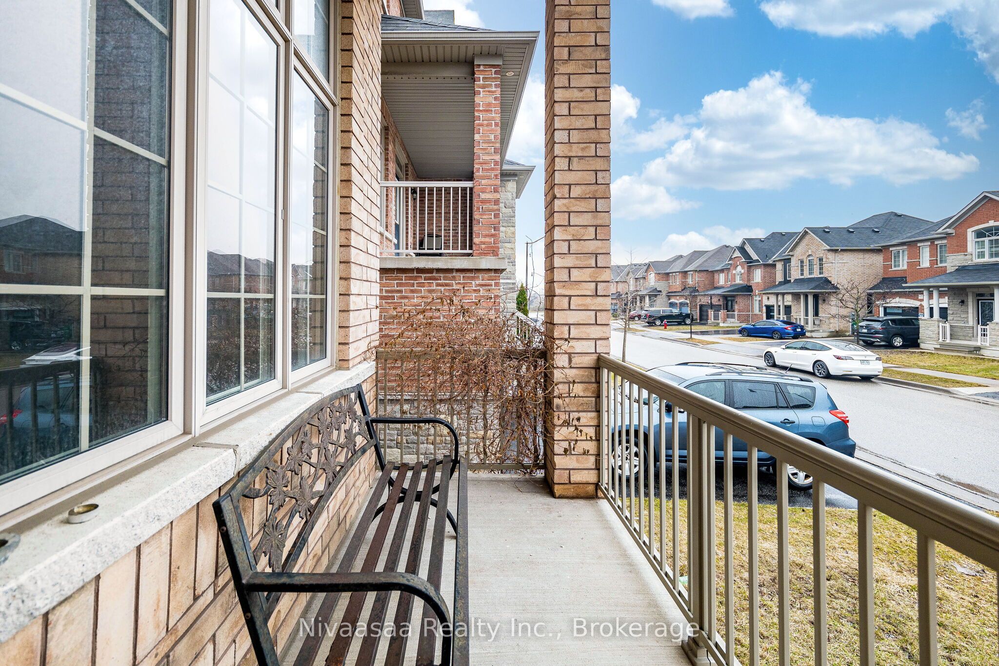Additional image 3 of 15 Picasso Drive, Brampton, ON, L6P 3L6