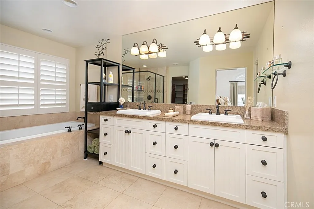 Additional image 80 of 208 E Balboa Boulevard, Newport Beach, CA 92661