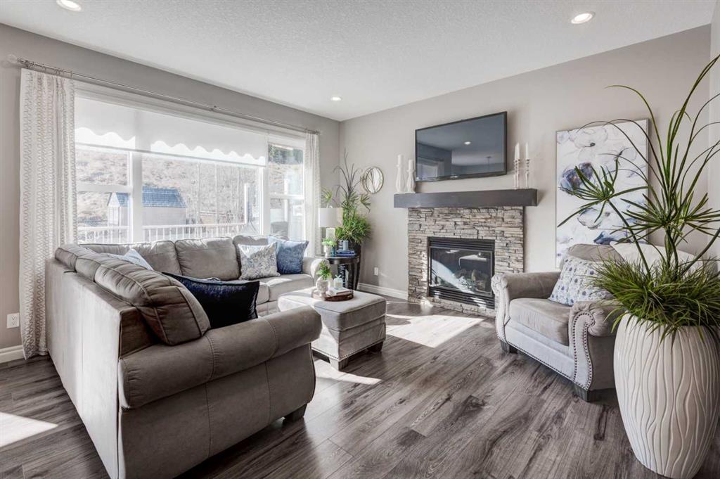 Additional image 3 of 255 Riviera Way, Cochrane, AB, T4C 0Z2