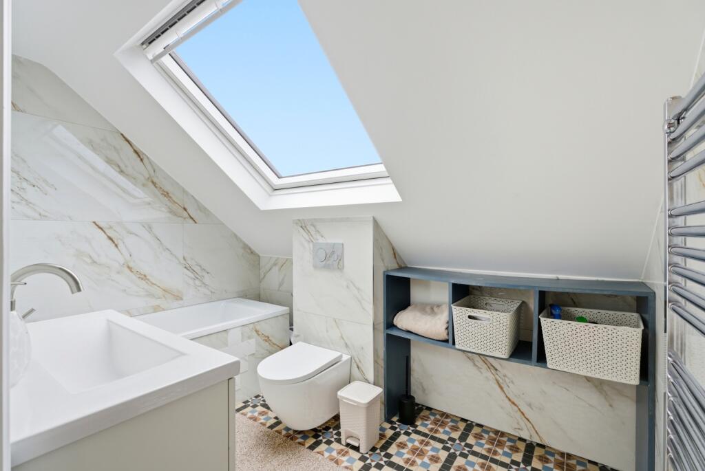 Additional image 14 of Meadway, Colney Heath, St. Albans, Hertfordshire, AL4