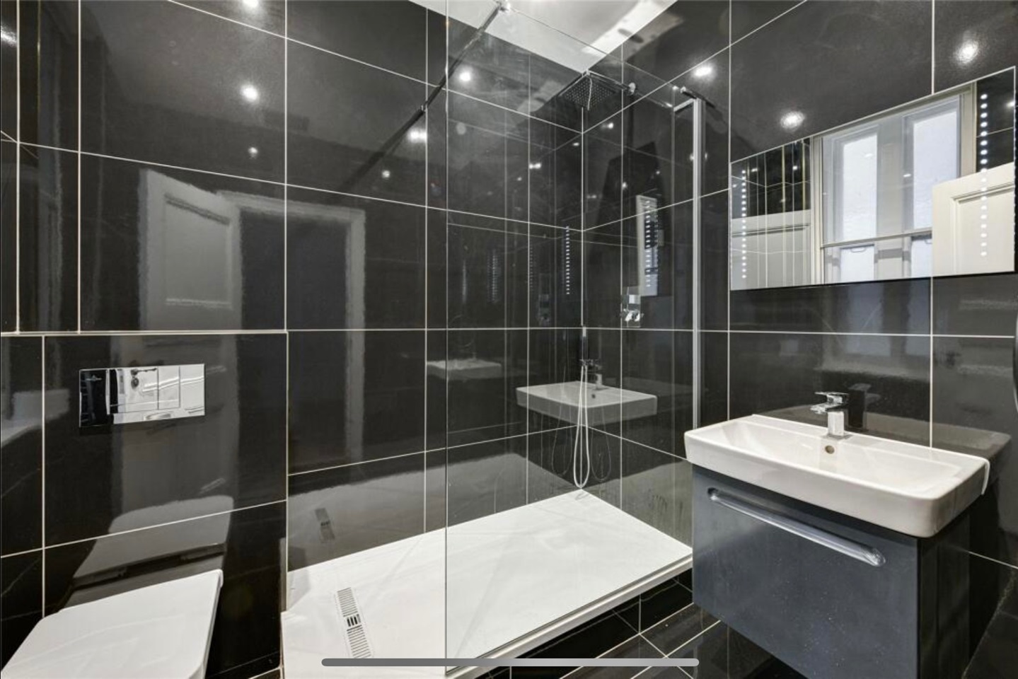 Additional image 10 of 4 Bed Flat, Westminster Palace Gardens, SW1P, N1 7GU