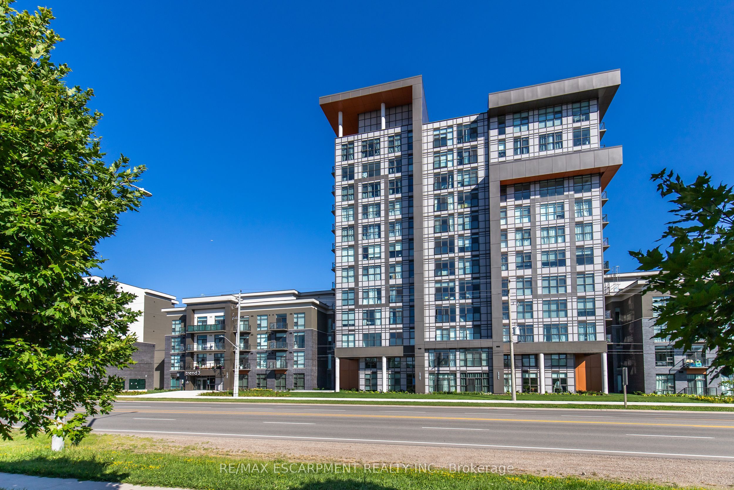 710-470 Dundas Street, Hamilton, ON, L8B 2A6