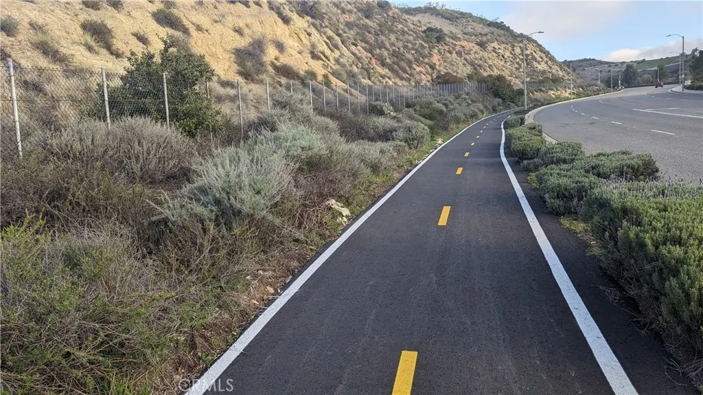 Additional image 43 of 190 N Singingwood Street Unit 6, Orange, CA 92869