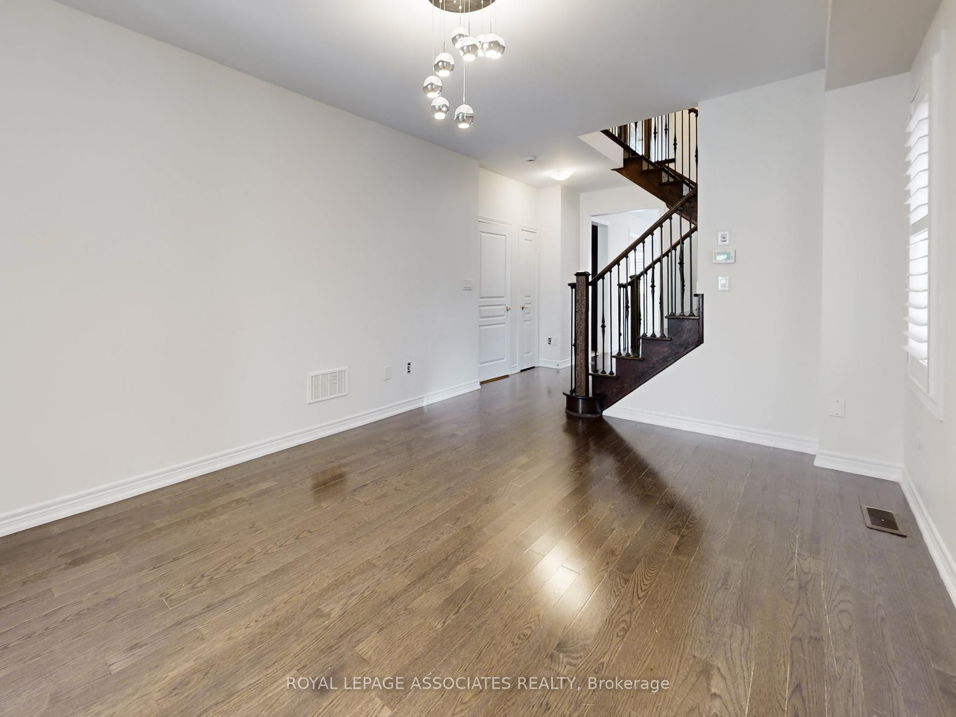 Additional image 5 of 10 Lloyd Crescent, Brampton, ON, L7A 4J5