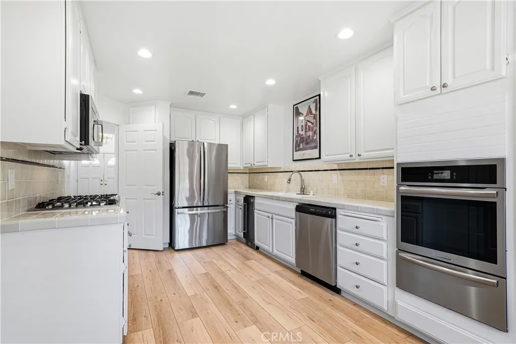 Additional image 8 of 5200 White Oak Avenue Unit 63, Encino, CA 91316