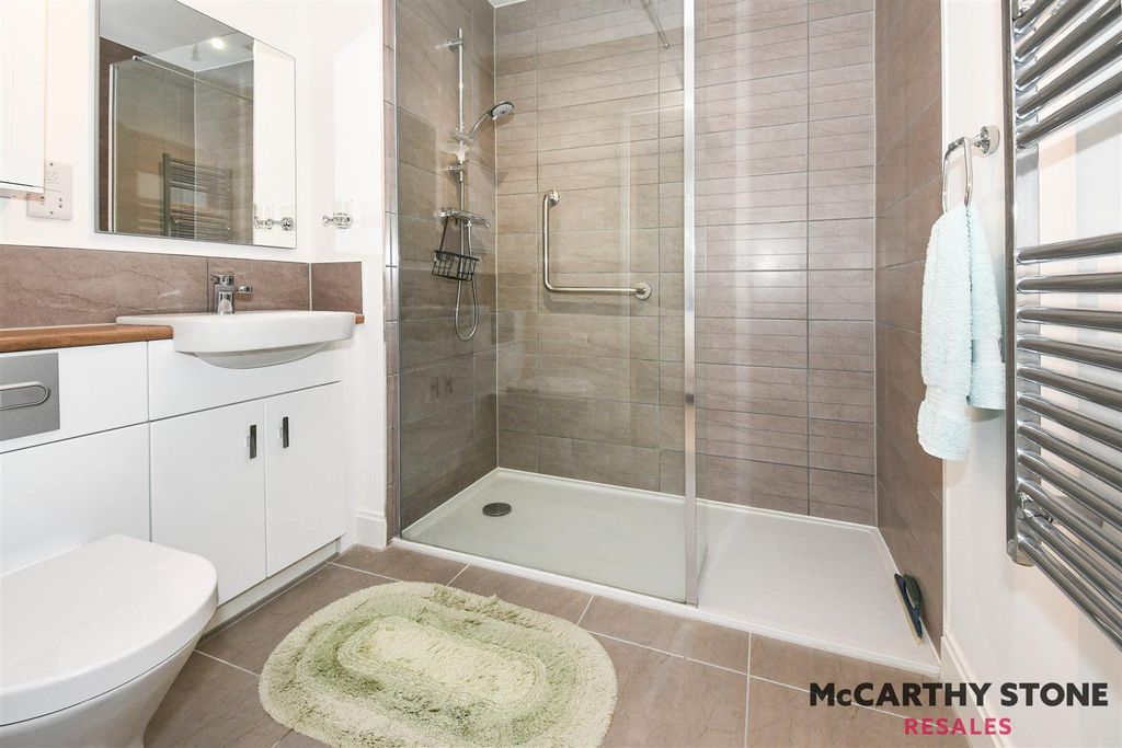 Additional image 12 of 2 bed flat for saleGibson Court, Tattershall Road, Woodhall Spa LN10