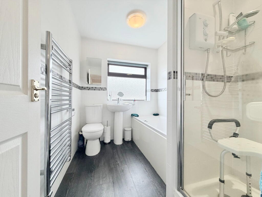 Additional image 4 of Links Road, Birmingham, B14 4TW