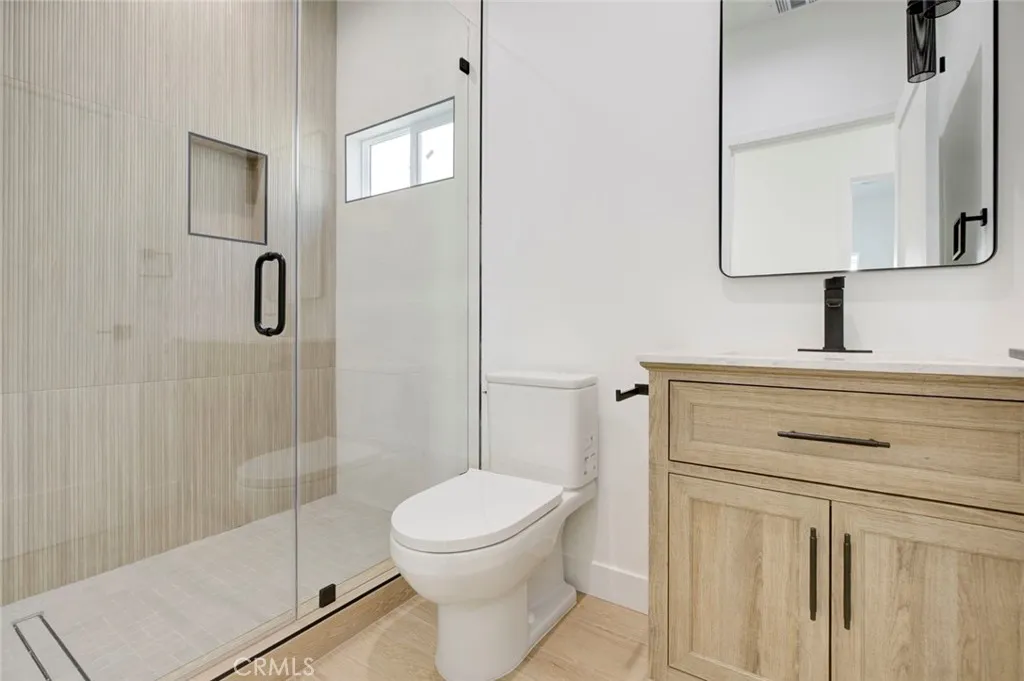 Additional image 39 of 2240 N Keystone, Burbank, CA 91504