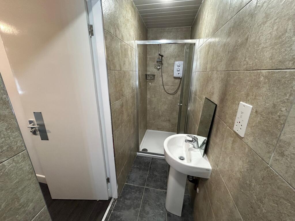 Additional image 5 of Stourbridge Road, Halesowen, West Midlands