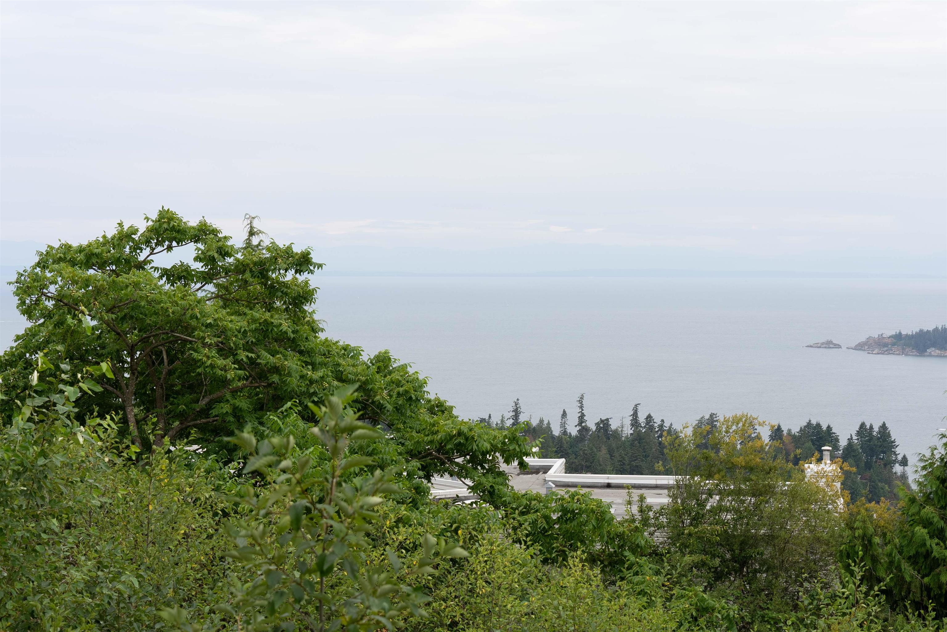 Additional image 2 of 4783 Westwood Place, West Vancouver, BC, V7S 3C1