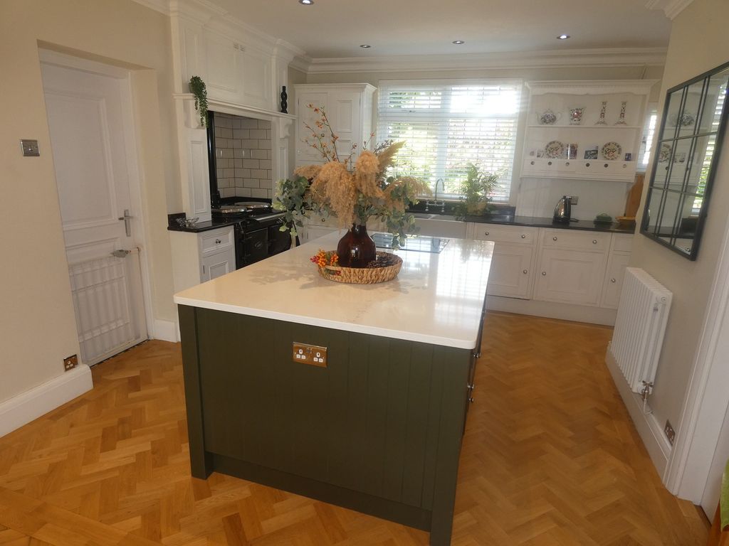 Additional image 9 of 4 bed detached house for saleChestnut Close, Rhyddings, Neath. SA10
