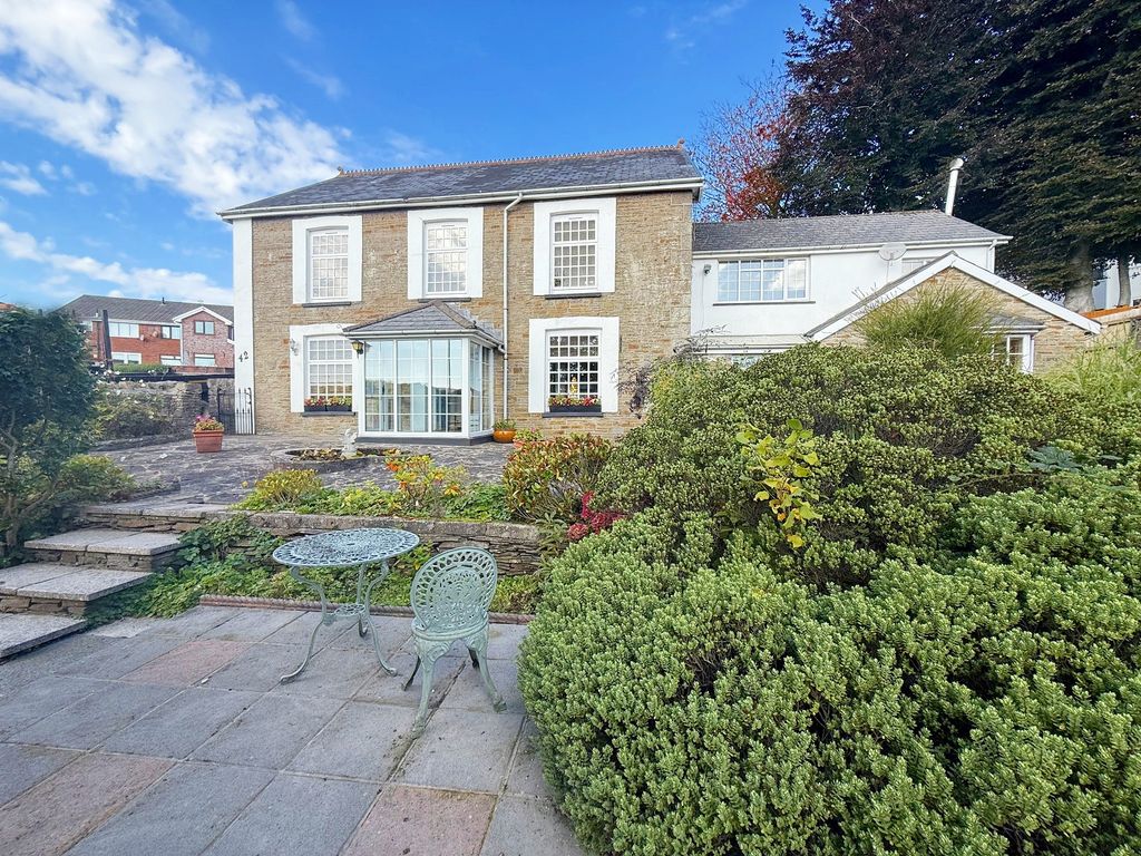 5 bed detached house for saleChurch Road, Tonteg, Pontypridd, Rhondda Cynon Taff. CF38