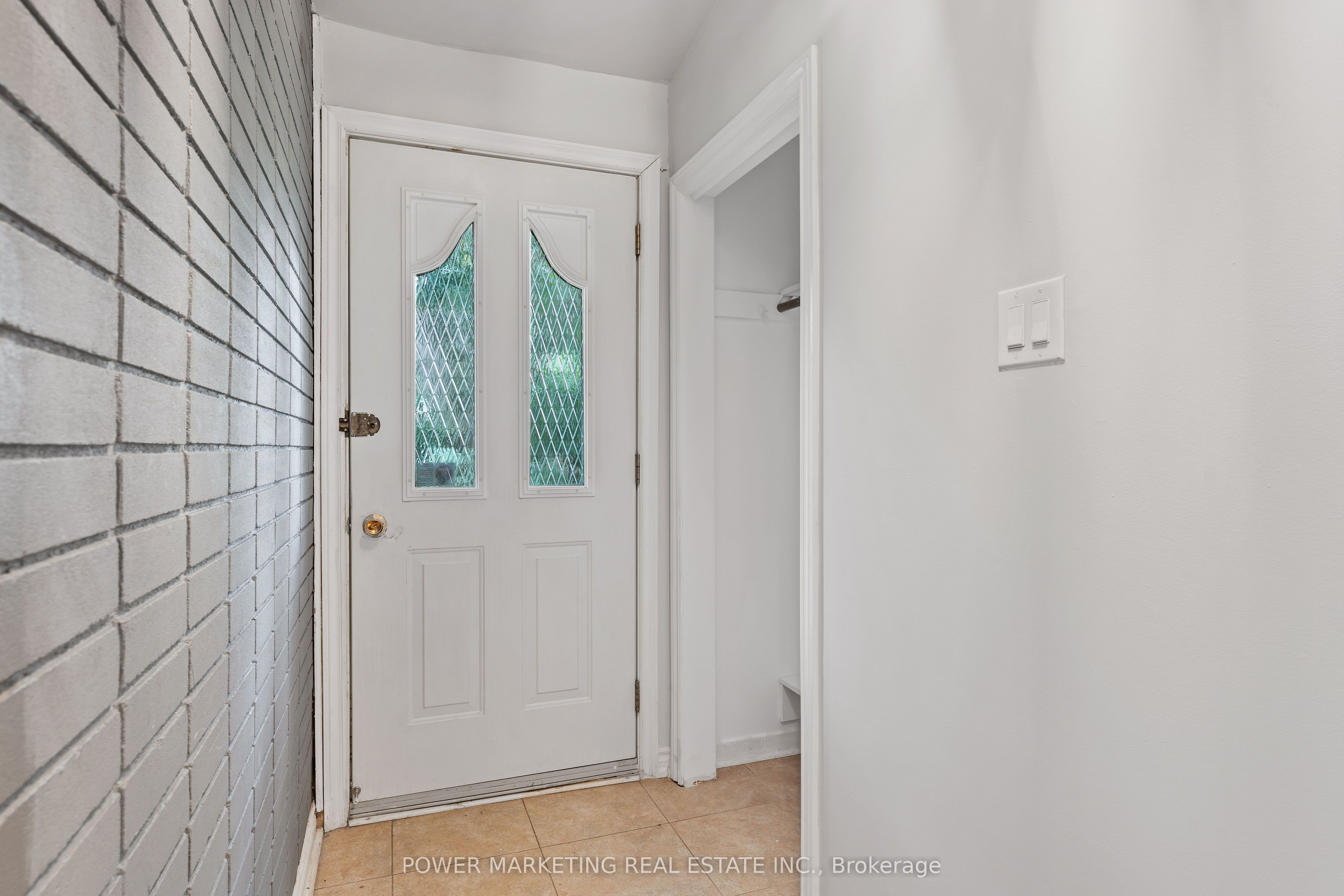 Additional image 3 of 935 Goren Avenue, Ottawa, ON, K1S 1N4