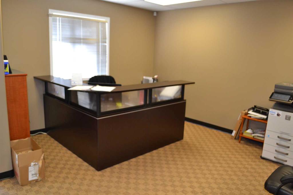 Additional image 5 of 3-14 Thevenaz Industrial Trail, Sylvan Lake, AB, T4S 2J7