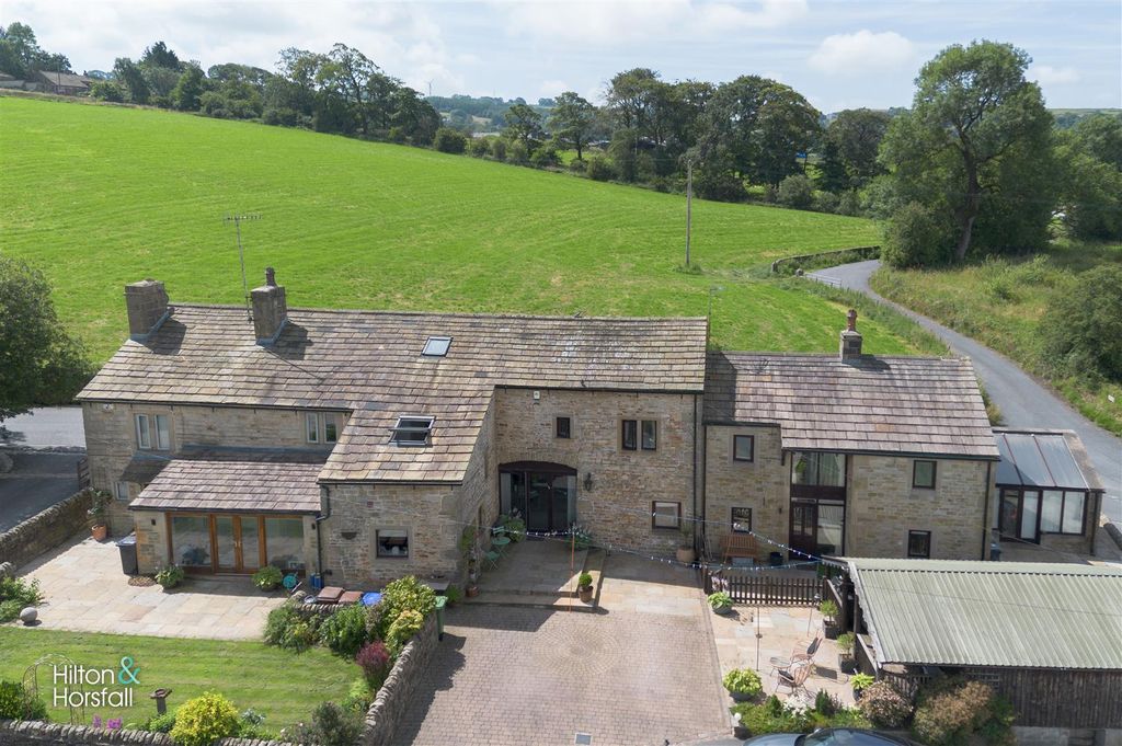 Additional image 37 of 9 bed farmhouse for salePine Garth Farm, Carry Lane, Colne BB8