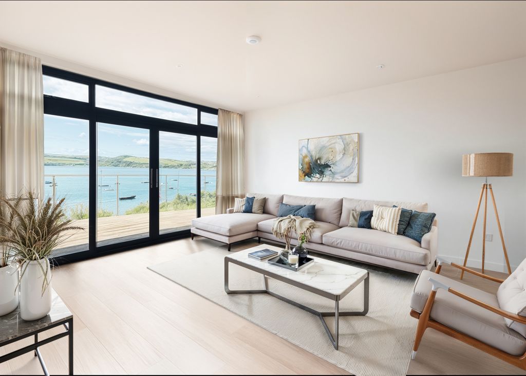 3 bed flat for saleRock, Wadebridge PL27 photo 2