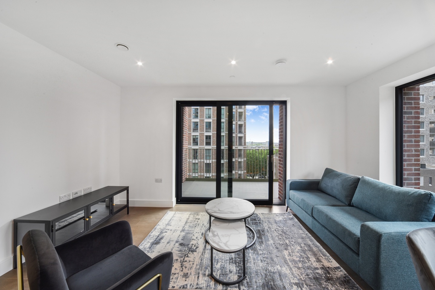 Additional image 3 of 2 Bed Flat, Heygate St, SE17, N1 7GU