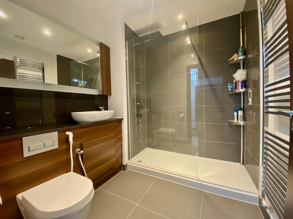 Additional image 8 of 2 bed flat for saleEast Station Road, Fletton Quays, Peterborough PE2