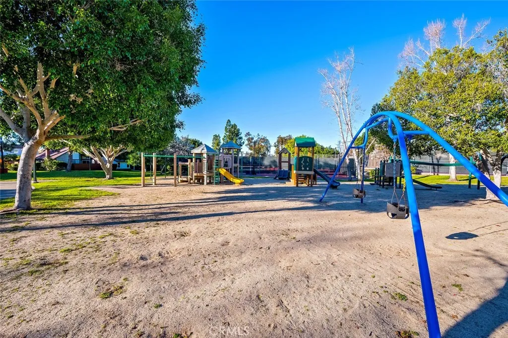 Additional image 54 of 10648 Porto Court, San Diego, CA 92124