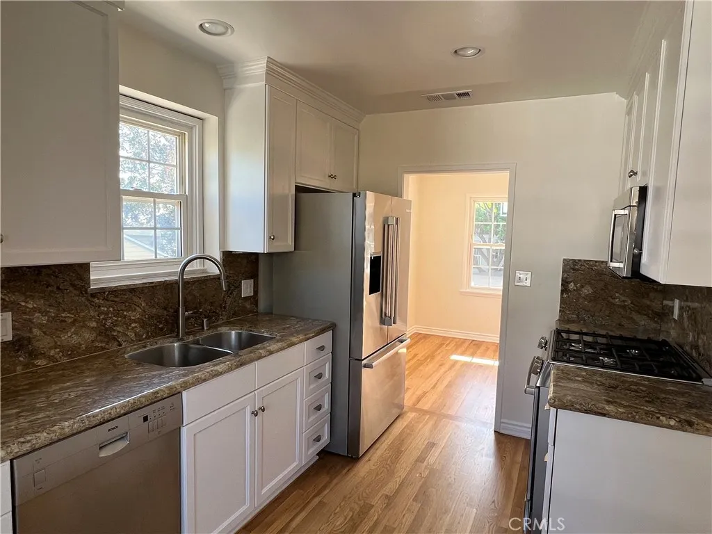 Additional image 10 of 7649 Truxton Ave, Los Angeles, CA 90045